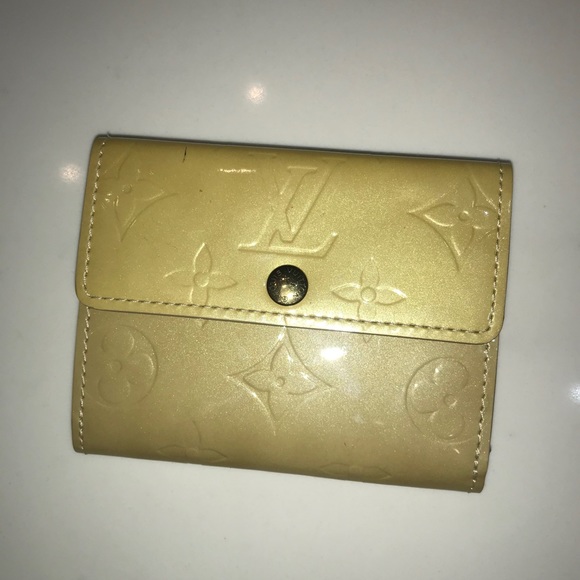 Louis Vuitton Handbags - Louis Vuitton wallet